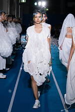 ユーシーエフ 2023年春夏コレクション - 軽やかなフォルムの変化｜写真37