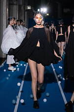 ユーシーエフ 2023年春夏コレクション - 軽やかなフォルムの変化｜写真44