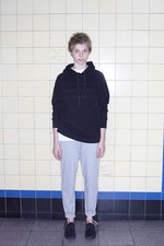 ロンドン地下鉄150周年記念コレクション、ドーバー ギンザで発売 - ナイキとの限定コラボシューズも｜写真23