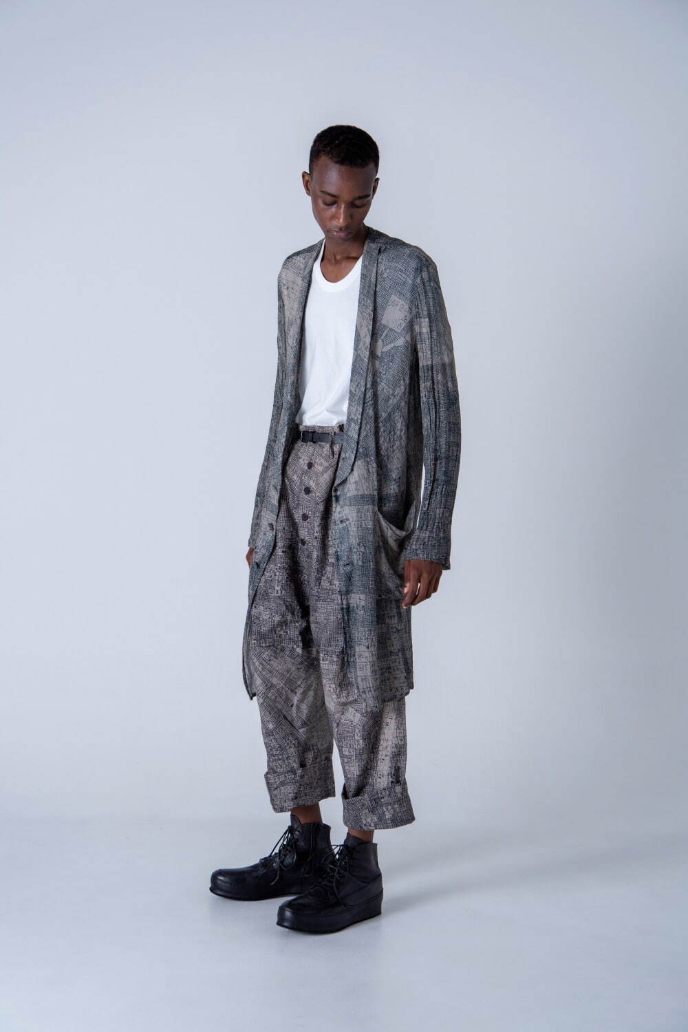 ヌード：マサヒコマルヤマ 2023年春夏｜male スタンド/ノーカラーコート