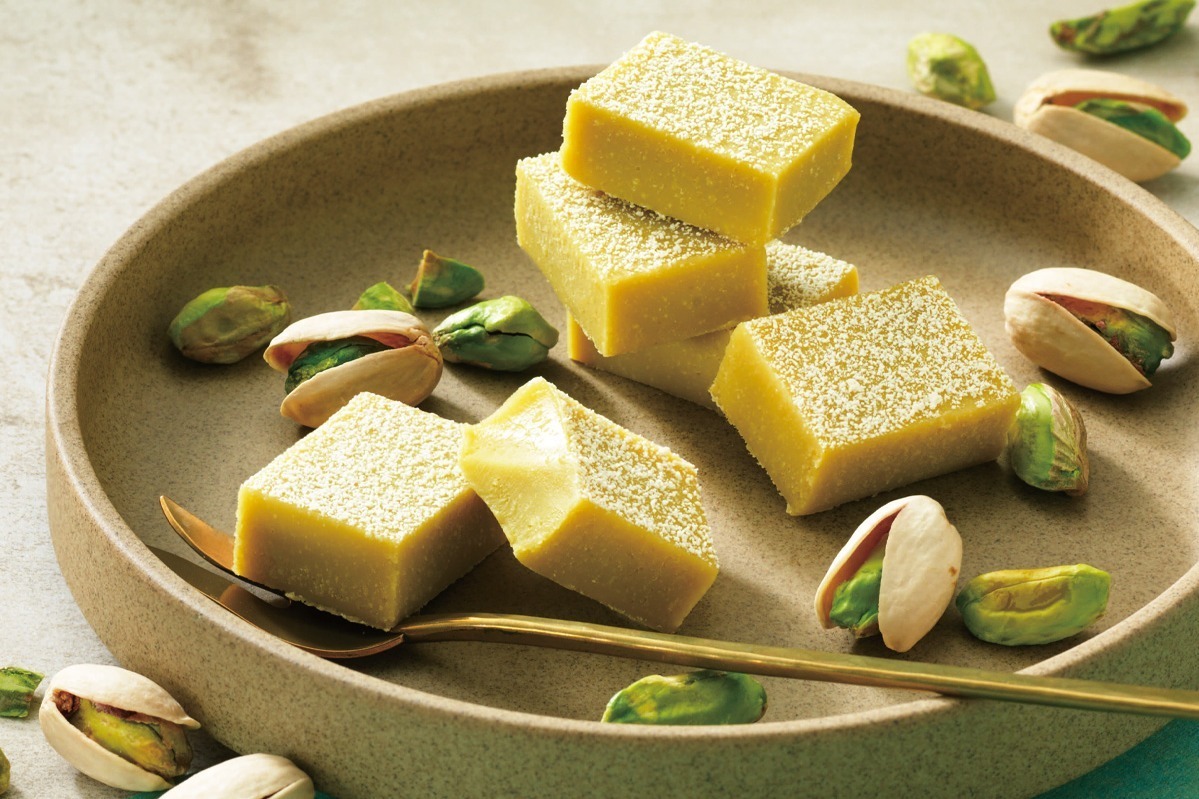 ロイズからピスタチオ味のなめらか生チョコレート、ジャンドゥーヤ＆やきいもなど限定フレーバーも