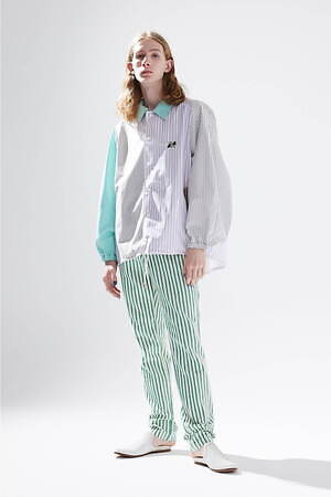 メグミウラ ワードローブ 2023年春夏コレクション - アクティブムードなマリンルック｜写真11