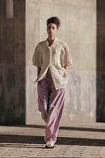 チノ 2023年春夏ウィメンズコレクション - マニッシュなピースに溶け込む“女性らしさ”｜写真20