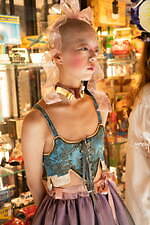 ペイデフェ 2023年春夏コレクション - 人ならぬ世界に迷い込む｜写真18