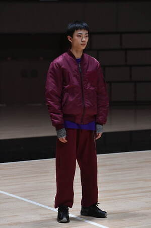ゲンザイ 2023年春夏コレクション - ディストピアを生き抜く戦闘服｜写真15