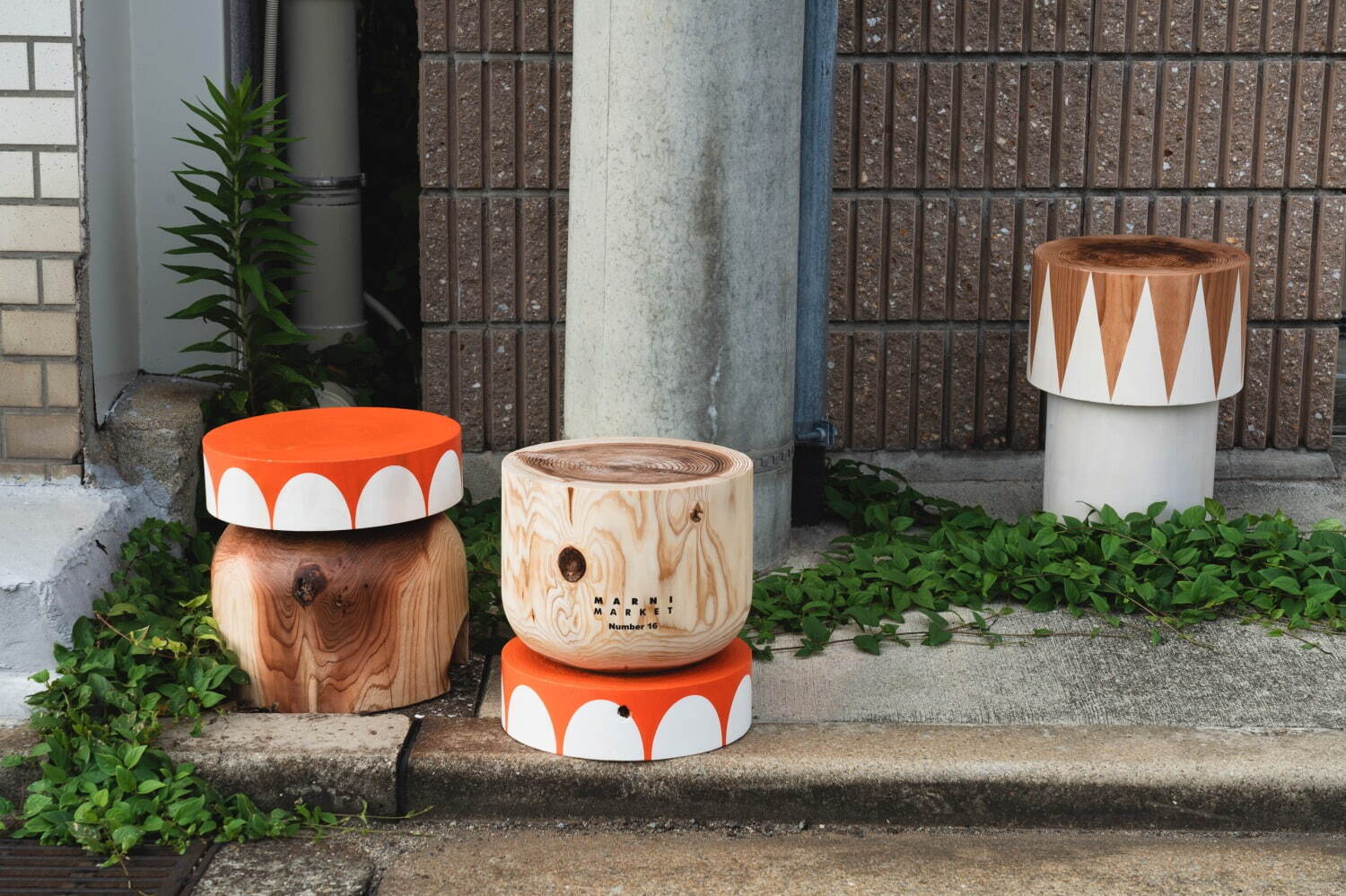 KOBE STOOL 全7型 60,000円～70,000円