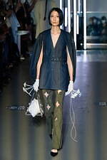 ヨウヘイ オオノ 2023年春夏コレクション - ここでは空間が時間になる｜写真11