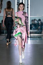 ヨウヘイ オオノ 2023年春夏コレクション - ここでは空間が時間になる｜写真27