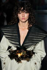 ヨウヘイ オオノ 2023年春夏コレクション - ここでは空間が時間になる｜写真41