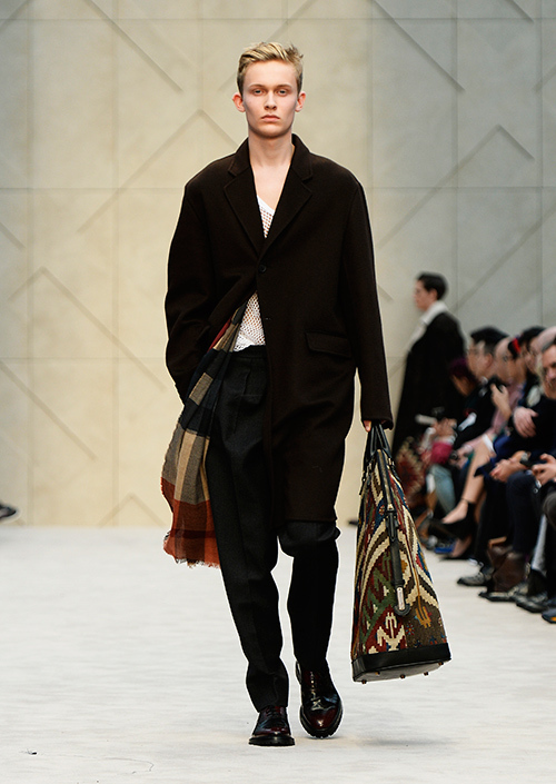 バーバリープローサム(Burberry Prorsum) 2014-15年秋冬メンズコレクション  - 写真2