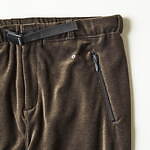 ポストオーバーオールズのジップカーディガンやフーディなど、ベロア素材でリラクシングに｜写真23