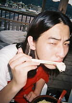 ニサイ 2023年春夏コレクション、“ブリコラージュ”から生まれる愛しい装い｜写真30