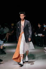 ベースマーク 2023年春夏コレクション、“広角レンズ”を覗き込んだ世界へ｜写真15