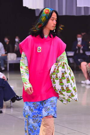 ワタル トミナガ(WATARU TOMINAGA) 2023年春夏ウィメンズ&メンズコレクション  - 写真35