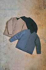 ナンガ×アーバンリサーチのダウンウェア、マットな質感のフード付きジャケット＆インナーダウン｜写真2