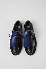 カンペール22年秋冬新作、”左右非対称”デザインのタッセルローファー＆厚底ヒールローファー｜写真13