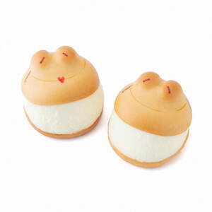 敬老の日スイーツ“じぃじ＆ばぁばトッツォ”、名古屋銘菓「カエルまんじゅう」をマリトッツォ風に｜写真2