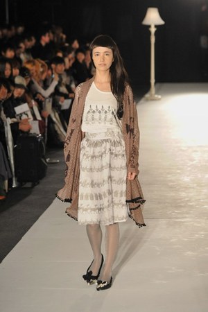 ボシュプルメット(bortsprungt.)、2010-2011年秋冬コレクション｜写真8
