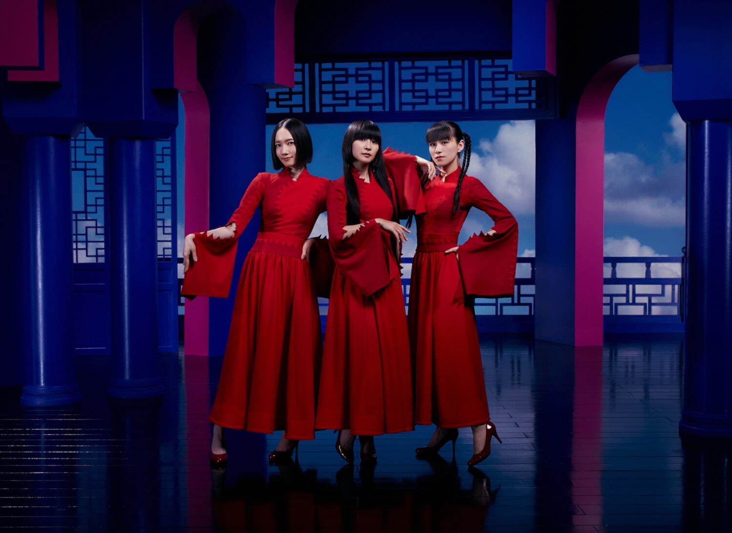 Perfume ハテナビト PLASMA｜写真1