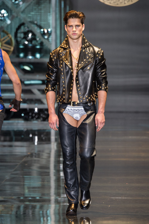 ヴェルサーチェ(VERSACE) 2014-15年秋冬メンズコレクション  - 写真43