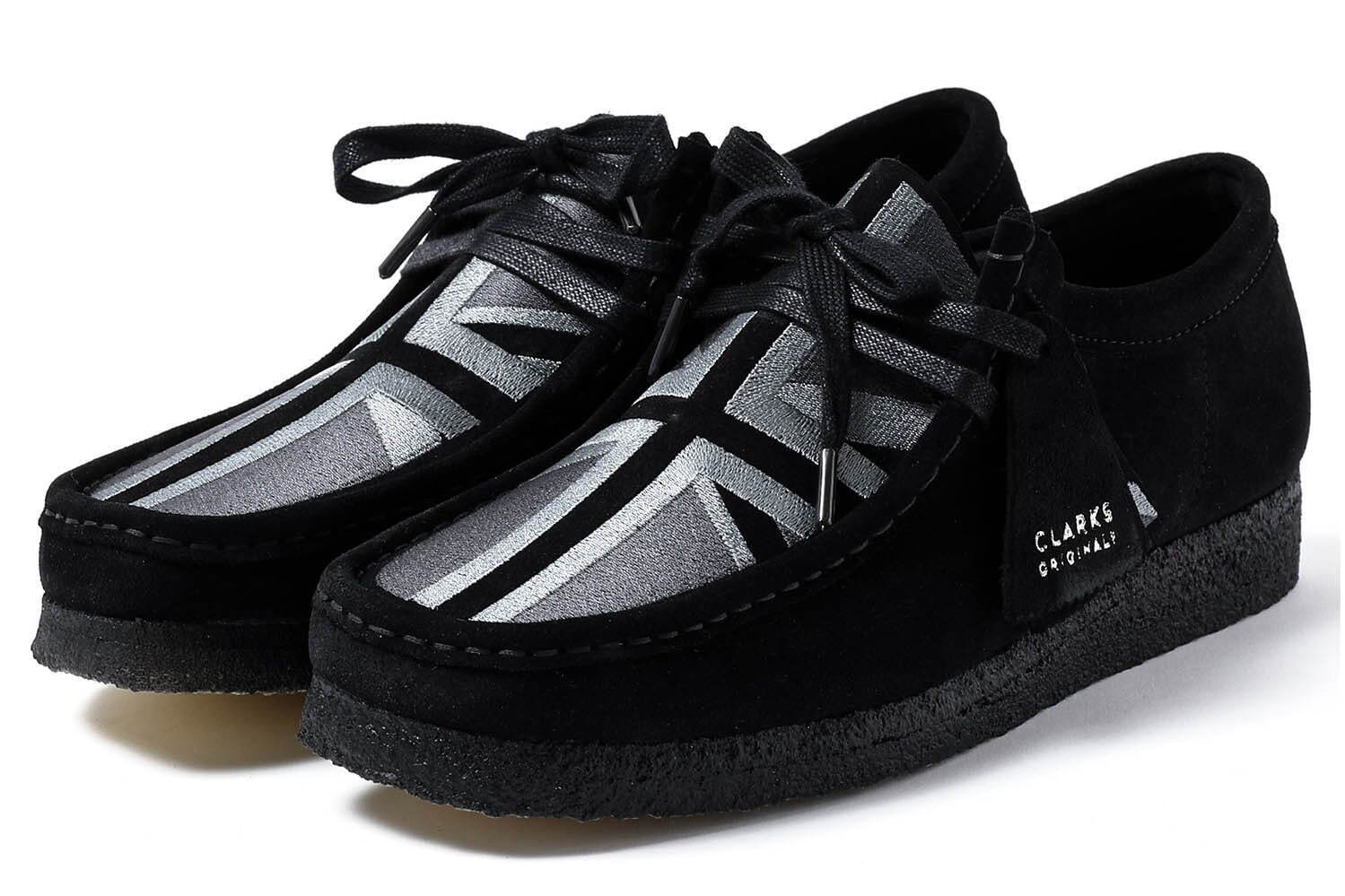 クラークス オリジナルズの新旗艦店が大阪・心斎橋に、ユニオンジャックをあしらった限定シューズも