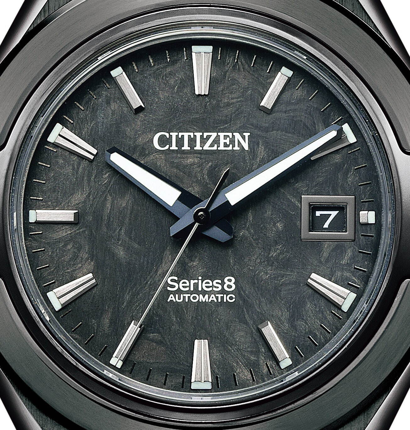 シチズン シリーズエイト“オールブラック”の限定腕時計、初のシースルーバック採用｜写真3