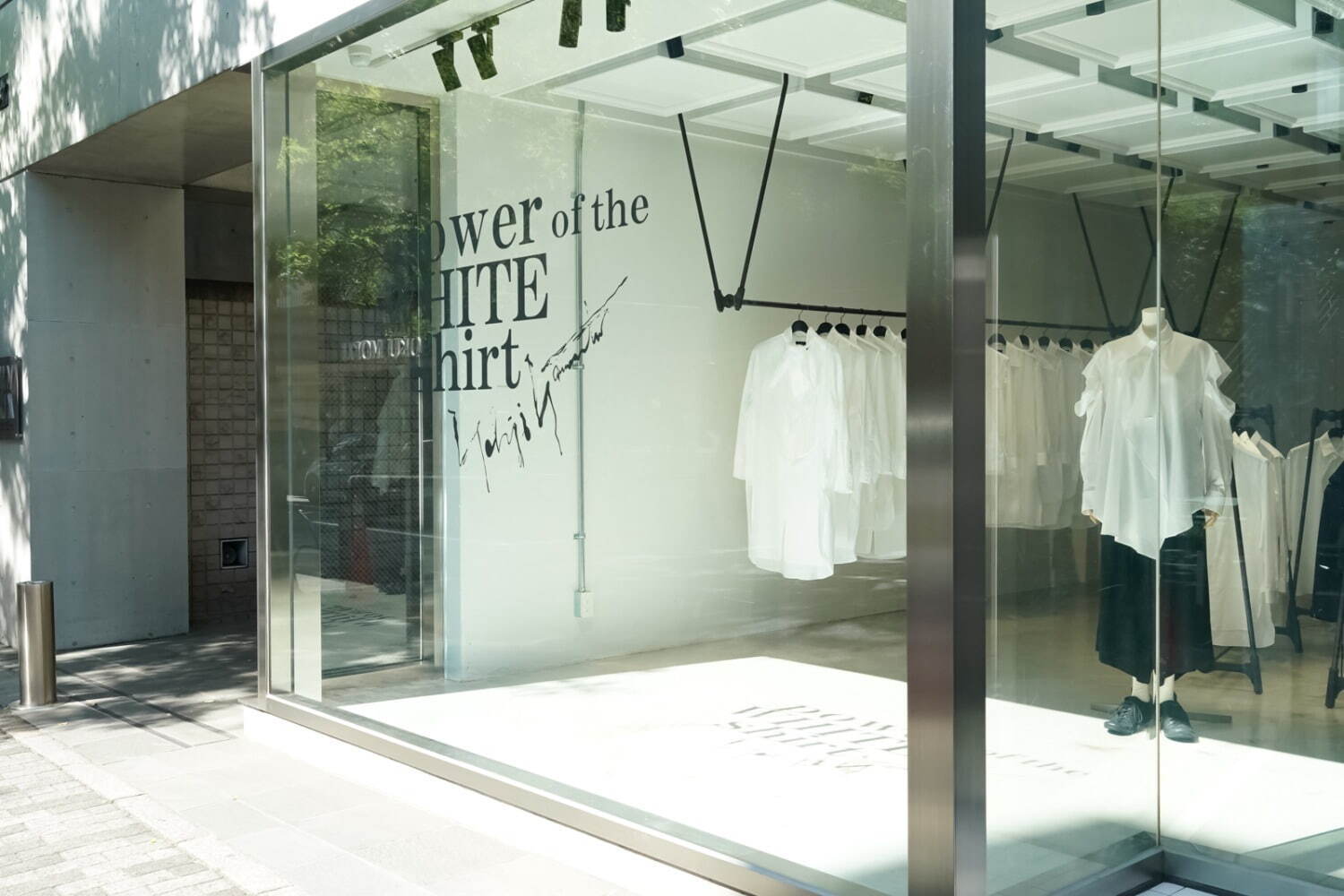 ヨウジヤマモト“白シャツ”の新ブランド「パワー オブ ザ ホワイト 