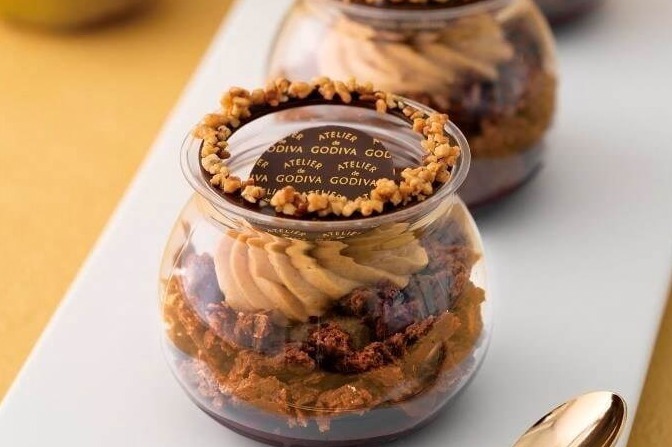 パルフェ｜アトリエ ドゥ ゴディバの秋スイーツ、ショコラ＆柿のプティガトーやマスカットのパフェなど