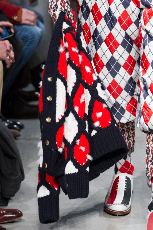 モンクレール ガム・ブルー(MONCLER GAMME BLEU) 2014-15年秋冬ウィメンズ&メンズコレクション  - 写真29