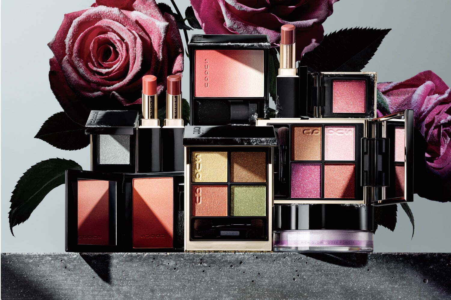 裕*様 【美品】スック ブレンドカラーアイシャドウ EX02 冬蔷薇 SUQQU22年クリスマスコスメ、“冬薔薇”着想の4色アイシャドウ