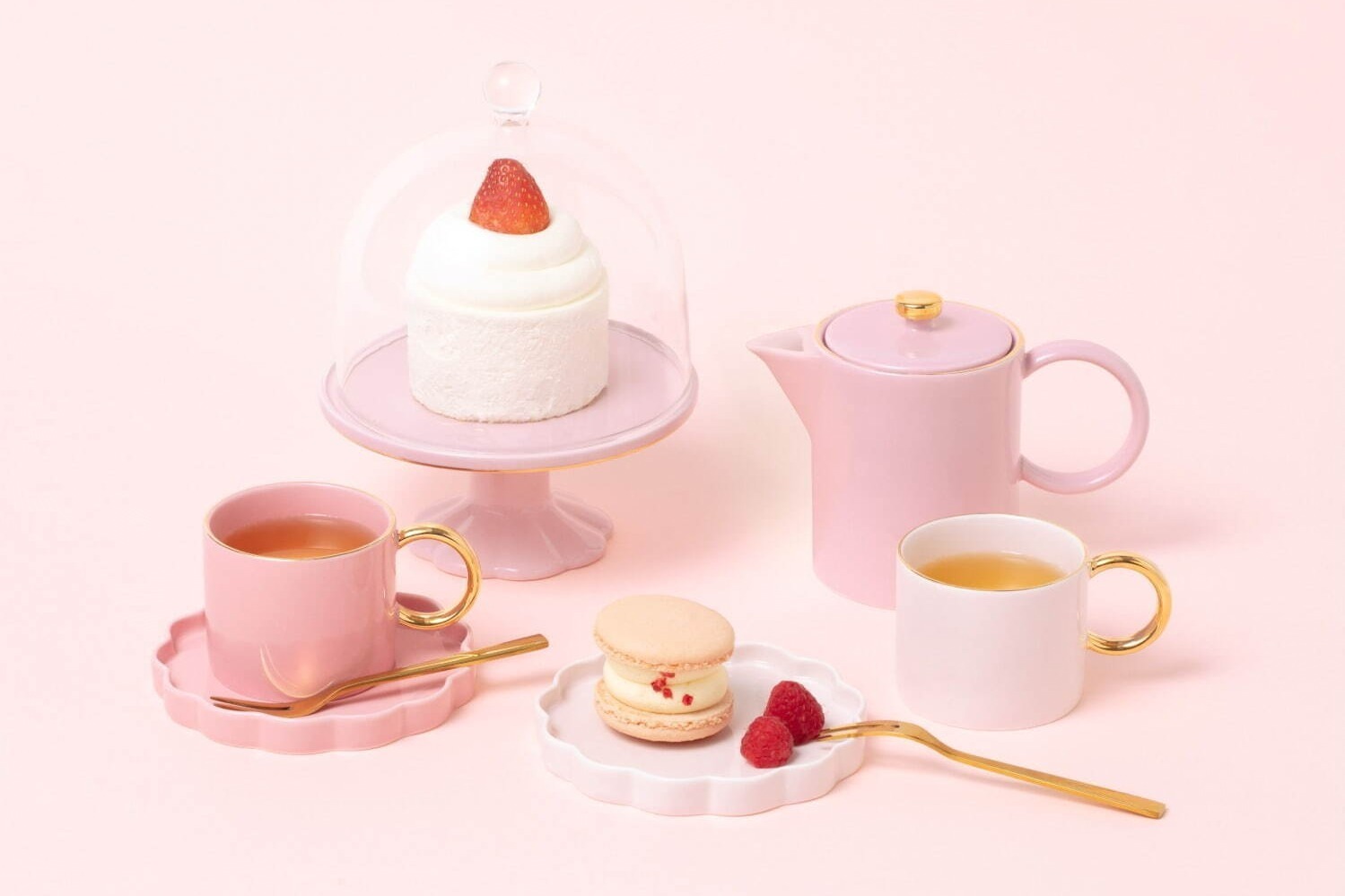 フランフラン“花びら型×パステルカラー”のテーブルウェア新作、ガラスドーム付きカフェセットなど