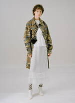 タロウ ホリウチ 2023年春夏コレクション - 不完全な魅力を忍ばせた、非日常的な瞬間｜写真16