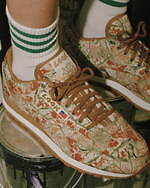 リーボック×米・ルックスタジオのコラボスニーカー、リーフカモ柄アッパーにロゴ＆星条旗入り｜写真4