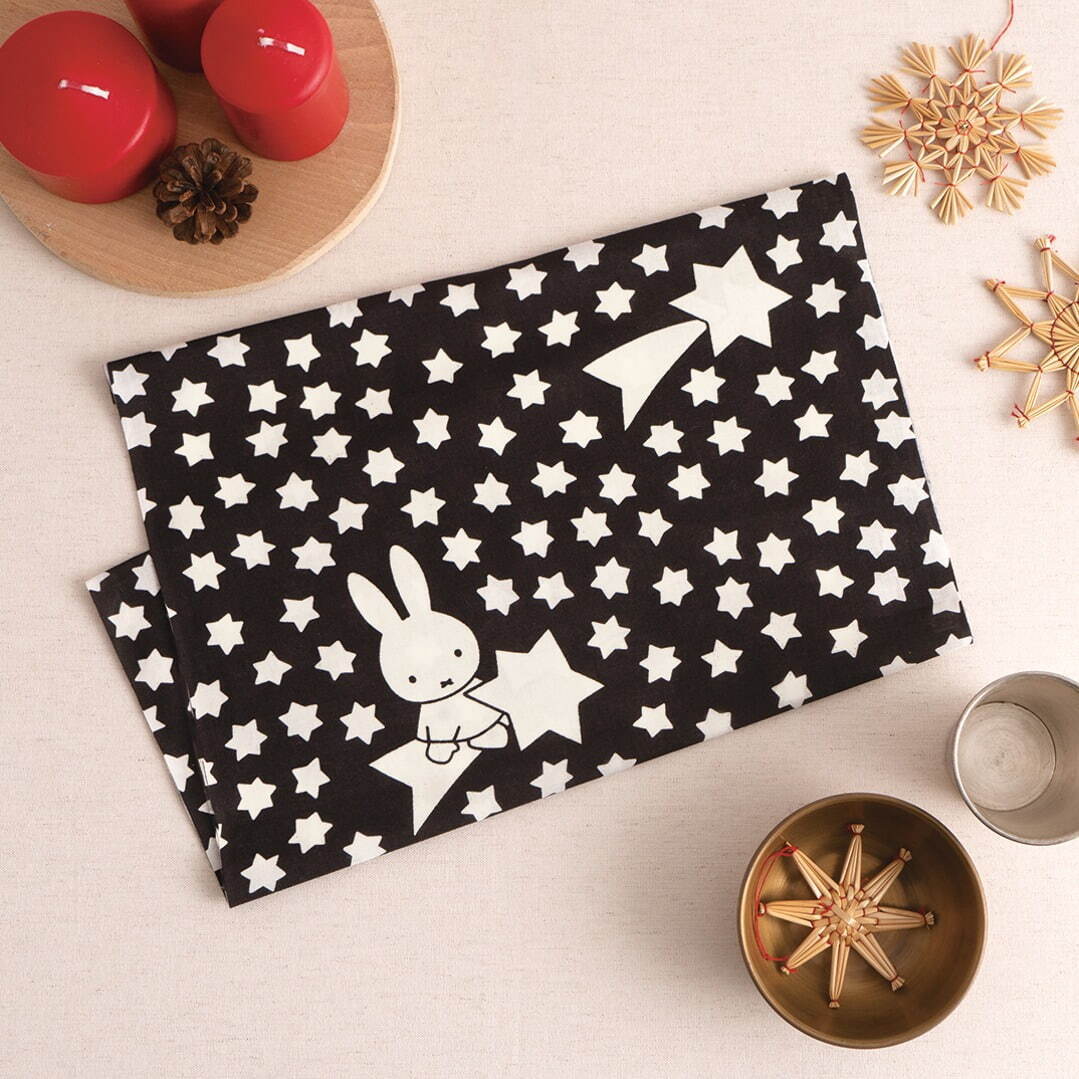 miffy ＆かまわぬ」第3弾の新作、ミッフィーと冬のモチーフを描いたてぬぐい - ファッションプレス
