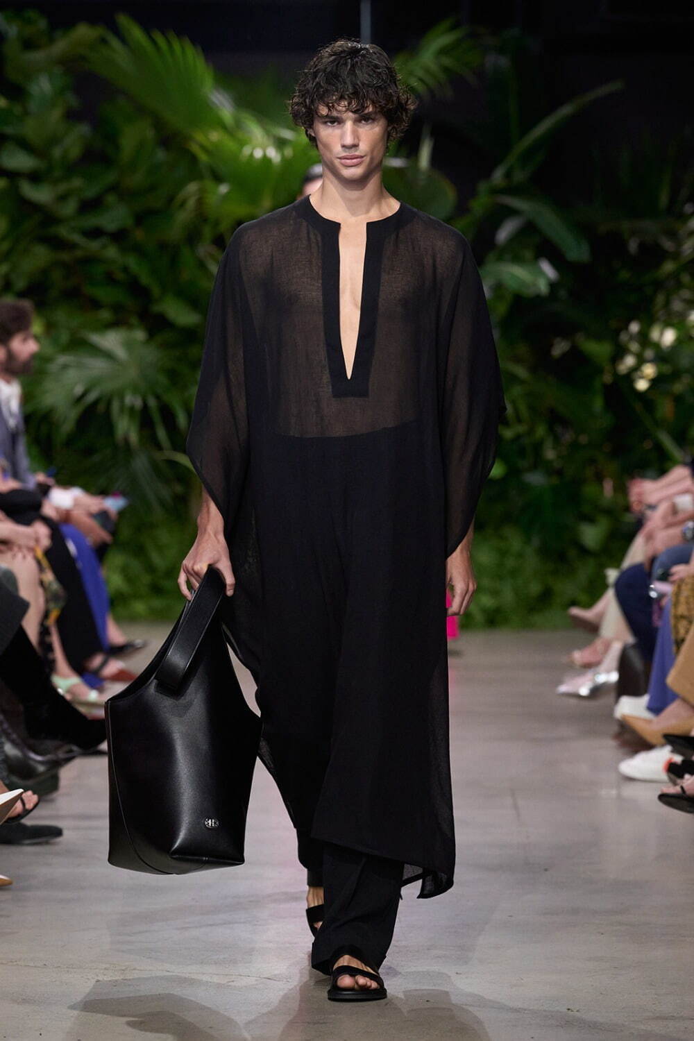 マイケル・コース 2023年春夏<span>コレクション</span> - 写真20