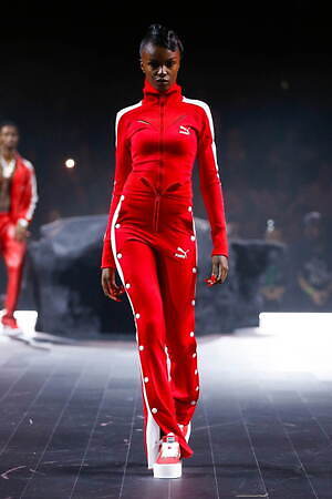 プーマ フュートログレイド(PUMA FUTROGRADE) 2022-23年秋冬ウィメンズ&メンズコレクション  - 写真67