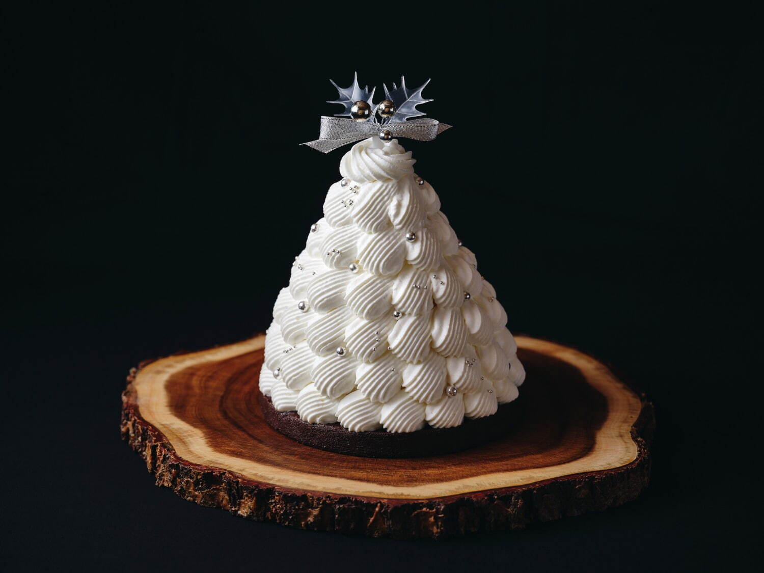 ロク キョウトのクリスマスケーキ2022、“もみの木”イメージの純白ショートケーキなど｜写真3