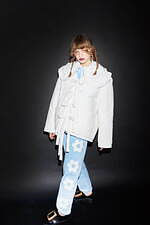 キャンディ ストリッパー新作、“花柄”ジャカード素材のエプロンドレス&“セーラー襟”トレンチコート｜写真68