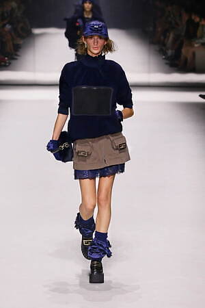 フェンディ バゲット25周年 記念コレクション(FENDI BAGUETTE 25TH ANNIVERSARY COLLECTIONS) 2022年冬ウィメンズ&メンズコレクション  - 写真28