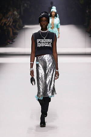 フェンディ バゲット25周年 記念コレクション(FENDI BAGUETTE 25TH ANNIVERSARY COLLECTIONS) 2022年冬ウィメンズ&メンズコレクション  - 写真42