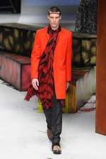 ロベルト カヴァリ 2014-15年秋冬メンズコレクション - 冒険心が取り払ったエレガンスの枠組み｜写真34