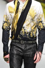 ロベルト カヴァリ 2014-15年秋冬メンズコレクション - 冒険心が取り払ったエレガンスの枠組み｜写真43