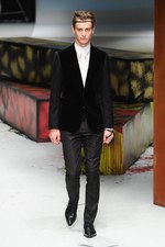 ロベルト カヴァリ 2014-15年秋冬メンズコレクション - 冒険心が取り払ったエレガンスの枠組み｜写真51