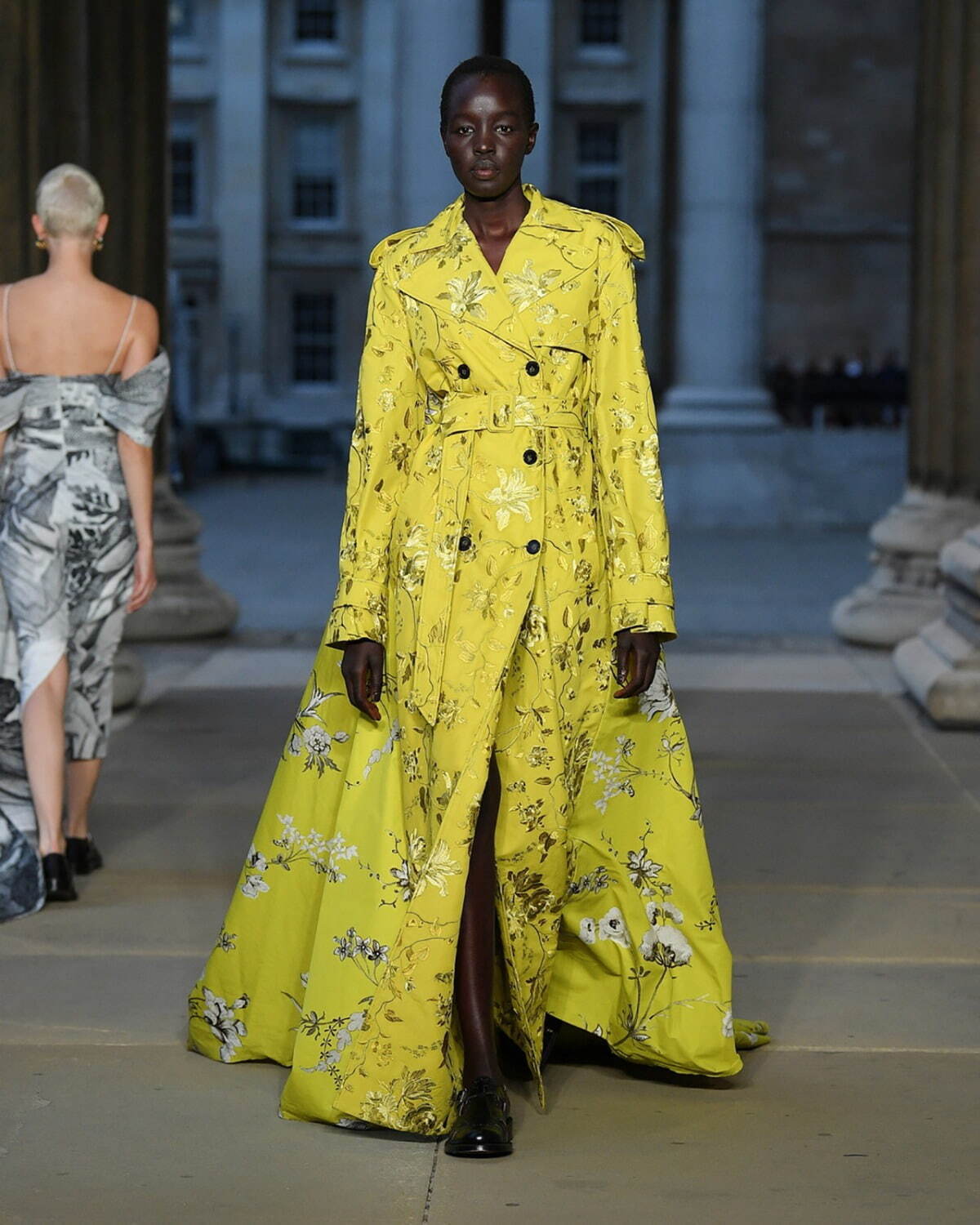 アーデム(ERDEM) 2023年春夏ウィメンズコレクション  - 写真6