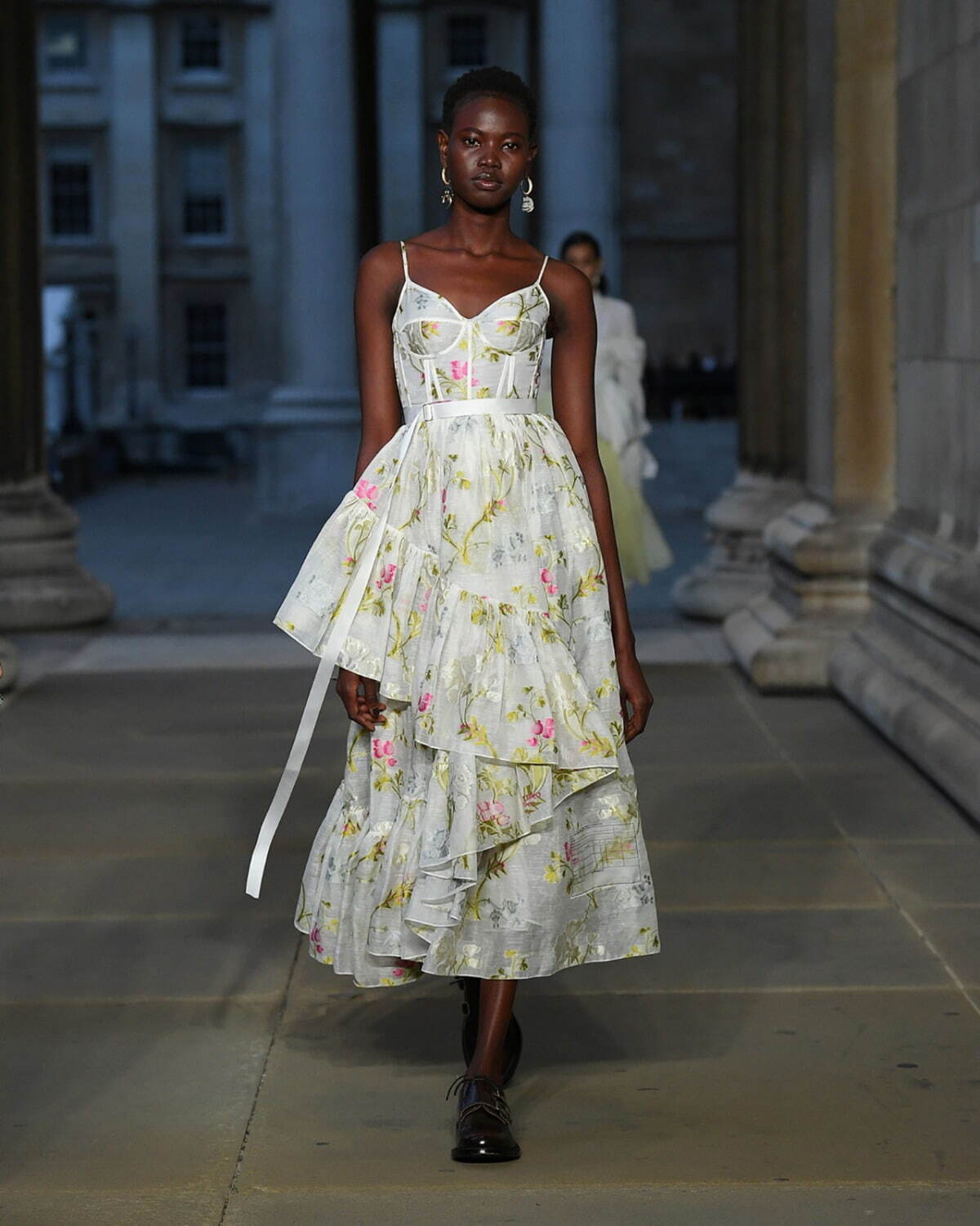 アーデム(ERDEM) 2023年春夏ウィメンズコレクション  - 写真13