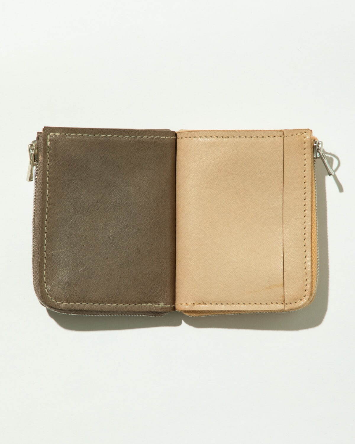 ZIP WALLET KANGAROO LEATHER by GUIDI 59,400円