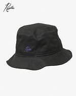 ニードルズ×読売ジャイアンツ、ロゴカラーを反転させたトラックスーツ＆ニューエラのキャップも｜写真13