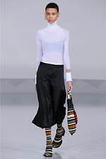 TOGA 2023年春夏コレクション - 女流写真家・山沢栄子の作品をインスピレーション源に｜写真2