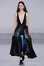 TOGA 2023年春夏コレクション - 女流写真家・山沢栄子の作品をインスピレーション源に｜写真29