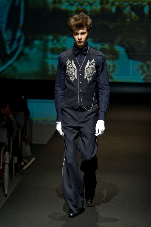 写真18/30｜ガラアーベント(GalaabenD) 2010-11年秋冬ウィメンズ&メンズコレクション - ファッションプレス